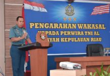 Wakasal Beri Penghargaan Kepada Perwira TNI AL Se – Kepri