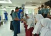 Danlantamal IV Berikan Beasiswa Kepada Pelajar Prestasi Yayasan Hang Tuah Tanjungpinang