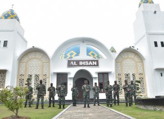 Kasal Resmikan Masjid Al -Ihsan Komplek Satuan Koarmada I Tanjung Uban