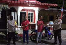 Polres Tanjungpinang Patroli dan Berbagi Makanan Santap Sahur