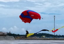 Atraksi Terjun dan Flypass Semarakkan HUT Alumni AKABRI 88