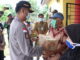 Kunjungi Polsek Senayang, Kapolres Lingga Berikan Bantuan Sosial Kepada Warga Kecamatan Senayang