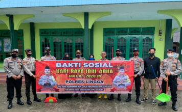 Peringati Hari Raya Idul Adha, Polres Lingga Bersama Jajaran Polsek Gelar Bhakti Sosial Gotong Royong di Sejumlah Masjid