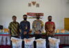 Polres Natuna Kembali Salurkan Beras Tahap III Polri di Tiga Desa Kecamatan Pulau Tiga