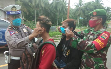 Sinergitas TNI – Polri Cegah Covid-19, Koramil 02/Tarempa dan Polres KKA Tegakkan Disiplin Protokol Kesehatan