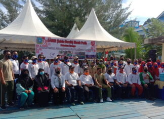 Koramil 02/Tarempa Berserta Persit KCK Hadiri Senam Bersama Dalam Rangka Sabtu Bersih di Kelurahan Tarempa