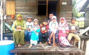 Kirim Dua Orang Penyuluh Agama ke Pulau Kojong, Bunda Densi : Terima Kasih Kemenag Lingga
