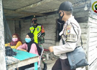 Koramil 07/Palmatak Terus Memberi Himbauan Agar Masyarakat Patuhi Protokol Kesehatan