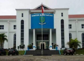 Ahir Tahun, Natuna Krisis Keuangan