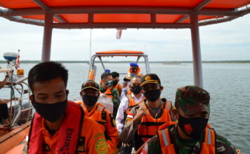 Jaga Perbatasan Negara, Kapolres Natuna Bersama TNI dan FKPD Patroli di Pulau Terluar