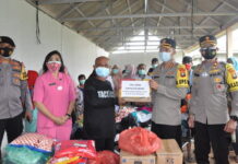 Pembagian Sembako dan Tali Asih dari Kapolda Kepri dan Kapolres Tanjungpinang Untuk Korban Banjir