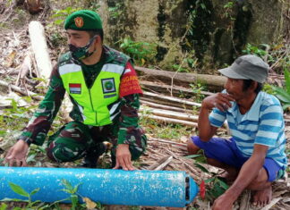 Babinsa Gerak Cepat Mengecek Temuan Nelayan Desa Air Putih, Diduga Alat Pelacak