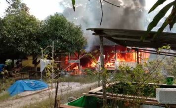 Hanya Hitungan Menit, Satu Buah Rumah Warga Lingga Hangus