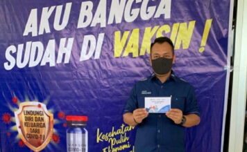 Vaksinasi di Lingga, Plt Bupati Lingga Muhammad Nizar Jadi Orang Pertama