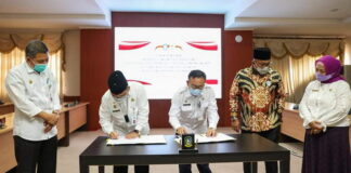 Sekda Kepri Teken NPHD Pelabuhan Tanjung Batu