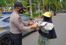 Polres Tanjungpinang Kembali Buka Dapur Umum, Bagikan Makanan Gratis ke Masyarakat