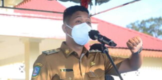 Wabup Lingga Kembali Sidak Ke OPD, Kantor Kelurahan Daik Terlihat Masih Kosong