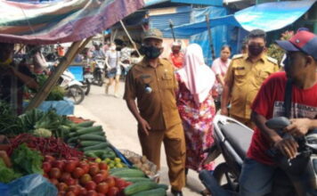 Camat Kisaran Barat Monitoring Harga Sembako di Pasar