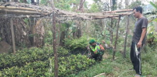 Babinsa Serda Suwandi Jalin Komsos dengan Warga Binaan