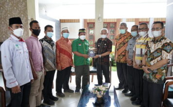 Pemuda PUI Sumut Serahkan 500 Al-Qur’an Kepada Bupati Asahan