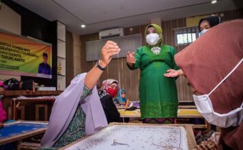 Dinas P3APM Tanjungpinang Gelar Pelatihan Membuat Tudong Manto