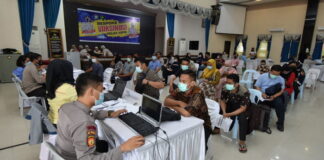 Polda Kepri Kembali Gelar Vaksinasi Massal