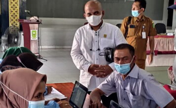 Ketua Komisi I DPRD Natuna Pantau Vaksinasi Massal di Subi