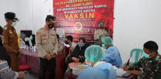 Kapolres Natuna Tinjau Pelaksanaan Vaksinasi Covid-19 di Desa Sungai Ulu