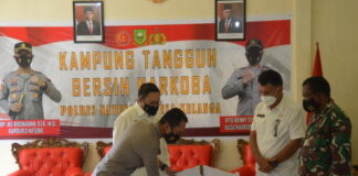 Kapolres Natuna Resmikan Kampung Tangguh Bersih Narkoba di Desa Kelanga