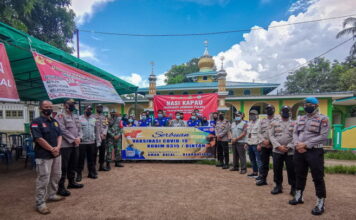 Program Nasi Kapau Polsek Daik Sambagi Pulau Kelombok