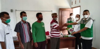 Dorong Pertumbuhan Ekonomi Petani, Dinas Pertanian Natuna Salurkan Bantuan Bibit Bawang Merah