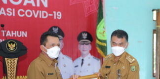 Capai Target Vaksinasi Covid-19 Gubernur Kepri Beri Penghargaan