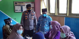Gerai Vaksinasi Presisi Polsek Daik, Ramai Diserbu Warga