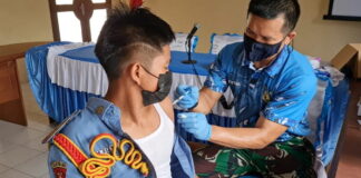 Lanud RSA Laksanakan Serbuan Vaksinasi Massal di SMK N 1 Natuna