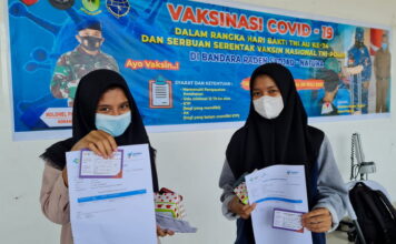 Pelajar dan Masyarakat Natuna Antusias Ikut Serbuan Vaksin di Bandara Raden Sadjad