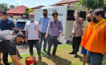 Ditresnarkoba Polda Kepri Musnahkan Barang Bukti Narkotika Jenis Daun Ganja Kering