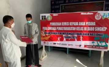 Lapas Dabo Berikan Remisi Kepada 2 Orang Anak Binaan