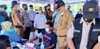 Bupati Natuna Pantau Vaksinasi di Kecamatan Bunguran Utara, Pastikan Target Tercapai