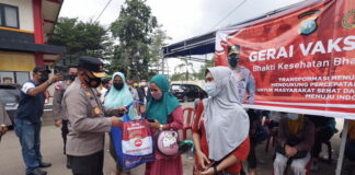 Kapolda Kepri Tinjau Gerai Vaksinasi di Polsek Kota Batam