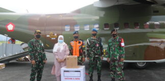 Dukungan Pesawat TNI AU Vaksin Covid-19 Tiba di Natuna