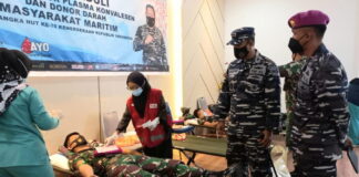 Lanal Ranai Gandeng PMI Gelar Donor Darah dan Vaksinasi