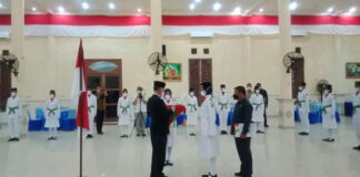 Bupati Natuna Kukuhkan 33 Orang Anggota Paskibra