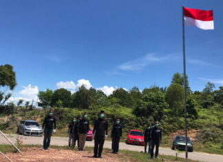 ILC Batam Gelar Upacara Bendera HUT RI di KM Nol Galang