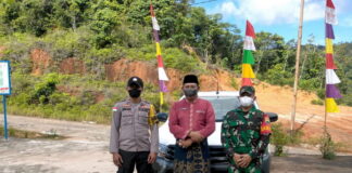 Babinsa Serda Olih Solih Hadiri Tepung Tawar Mobil Desa