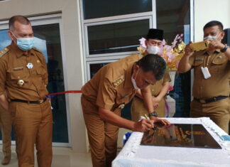 Bupati Natuna Resmikan Kantor Camat Pulau Tiga Barat