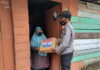 Polres Natuna Bagikan Sembako Kepada Masyarakat Lansia Terdampak Covid-19