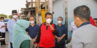 Manfaatkan Hari Libur, Gubernur Kepri Pastikan Bantuan Tepat Sasaran