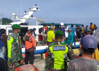 Babinsa Koramil 04/Letung Gelar Pengamanan Naik Turun Penumpang Fery VOC BATAVIA