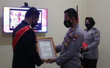 Kapolres Pimpin Perpisahan Serta Penghormatan Kepada Personil Purna Bhakti Polres Natuna
