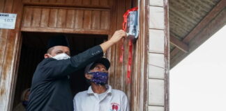 Program Kepri Terang, Gubernur Ansar Resmikan Listrik Masuk Desa di Natuna
